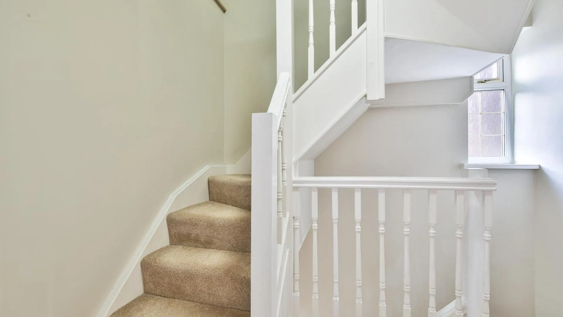 Stayright 3 Bed House With Private Parking 카디프 0*,